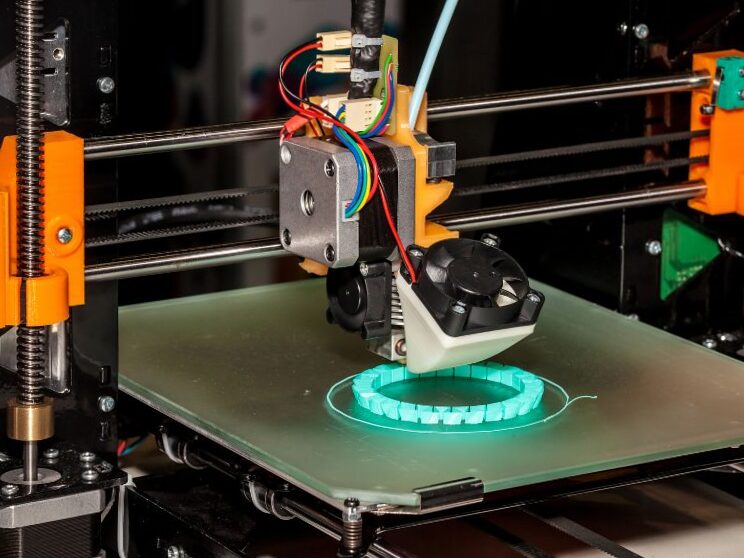Cómo funciona la impresión 3D y qué puede hacer con una impresora 3D